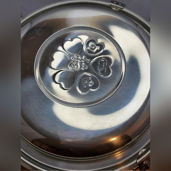 Vintage Stainless Steel Nesting Bowls Set Of 2 - Picture 3 of 8